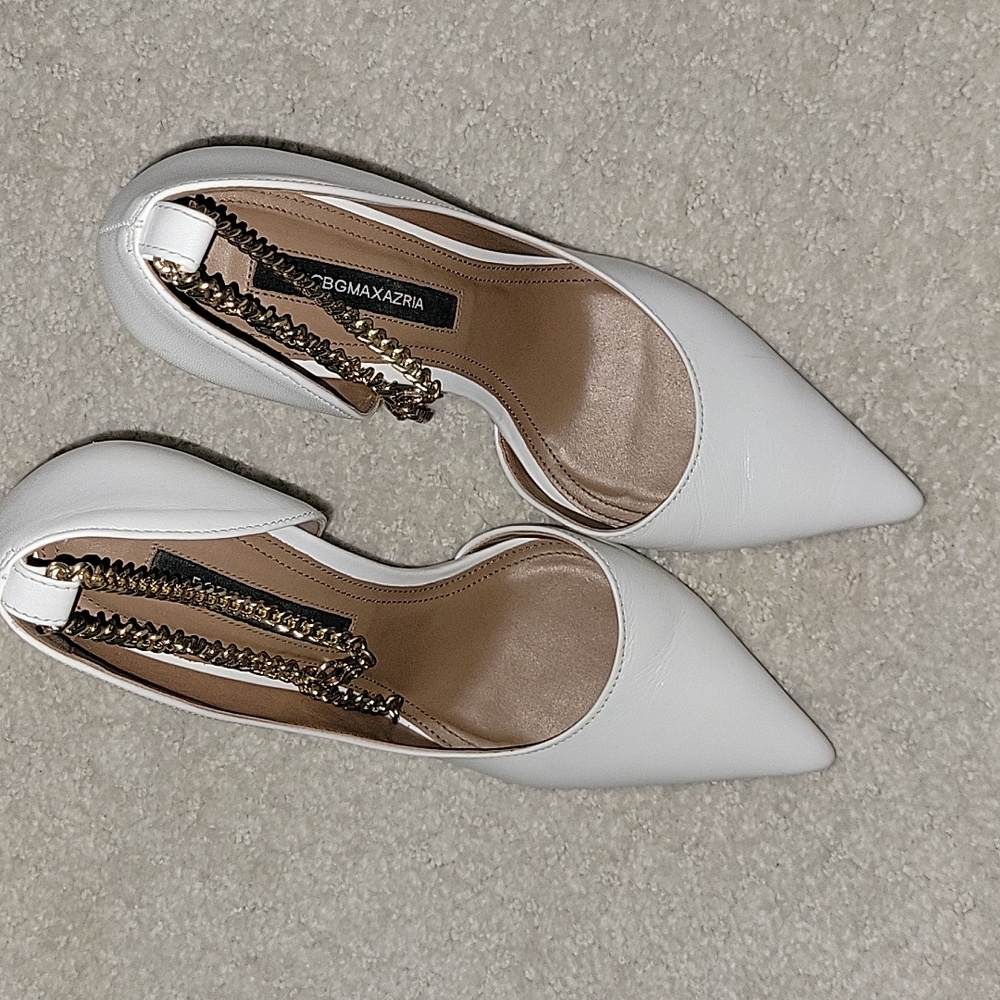 White bcbgmaxazria pumps